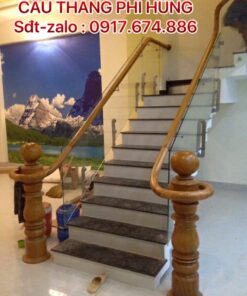 500 mẫu cầu thang kính cường lực tay vịn gỗ