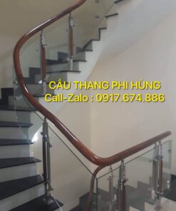 Cầu thang kính cường lực Hà Nội
