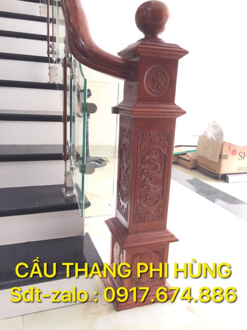 Cầu thang kính, cầu thang kính cường lực tay vịn gỗ, inox tại Hà Nội