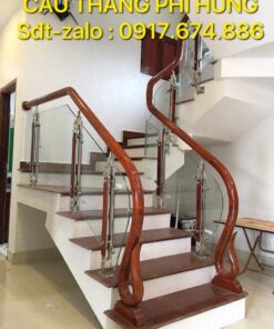 Cầu thang kính cường lực tay vịn gỗ, inox. Cầu thang kính đẹp, hiện đại
