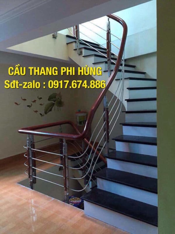 Cầu thang inox, cầu thang inox tay vịn gỗ đẹp nhất Hà Nội