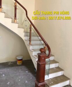 Cầu thang kính, cầu thang gỗ kính đẹp