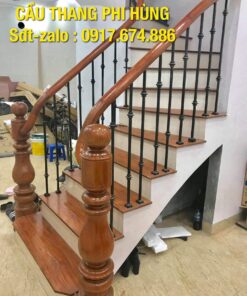 Cầu thang sắt, cầu thang sắt tay vịn gỗ đẹp nhất tại Hà Nội