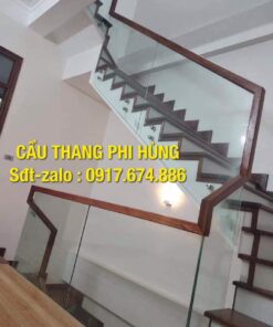Cầu thang kính lan can kính đẹp tại Hà Nội