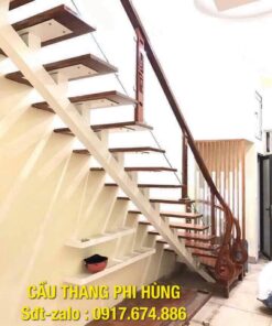 Các mẫu cầu thang xương cá mặt bậc gỗ, cầu thang xương cá đẹp