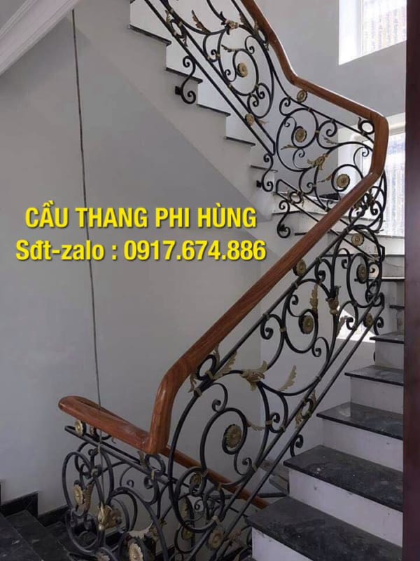 2000 mẫu cầu thang sắt nghệ thuật tại Hà Nội