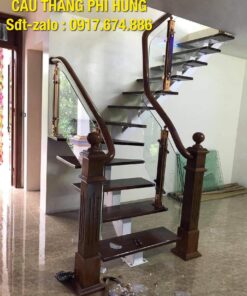 Các mẫu cầu thang xương cá mặt bậc gỗ đẹp nhất
