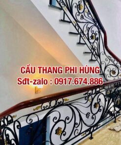 Cầu thang lan can sắt tay vịn gỗ, cầu thang sắt nghệ thuật