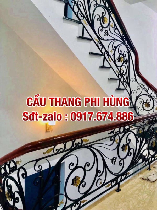 Cầu thang lan can sắt tay vịn gỗ, cầu thang sắt nghệ thuật