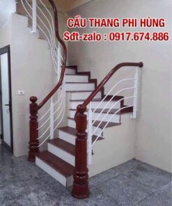 Cầu thang sắt tay vịn gỗ, lan can sắt tay vịn gỗ