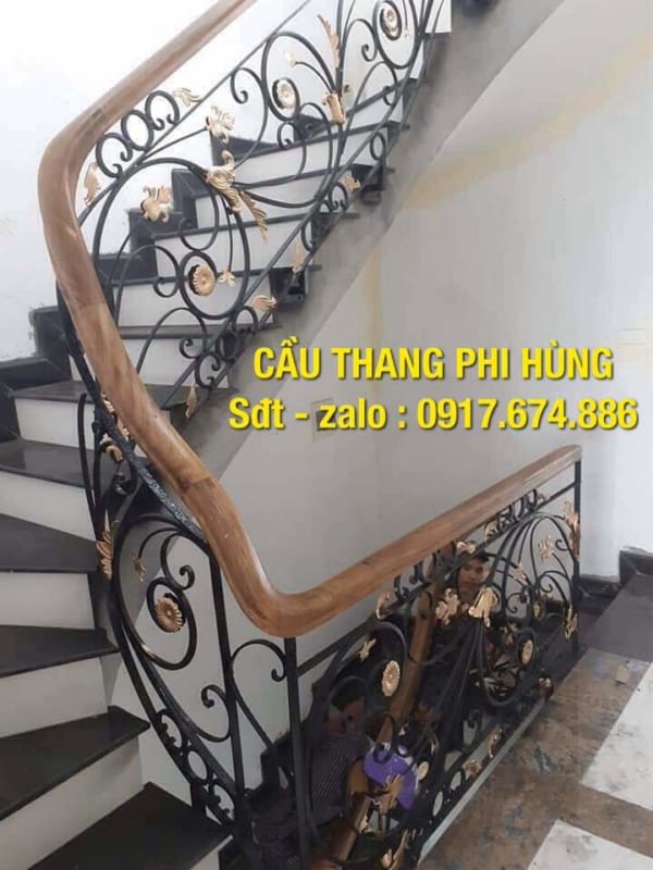 Cầu thang sắt nghệ thuật tại Hà Nội, cầu thang sắt mỹ thuật tại Hà Nội, báo giá cầu thang lan can sắt nghệ thuật