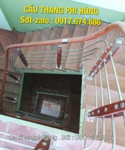 Cầu thang inox, lan can inox , cầu thang inox tay vịn nhựa tại Hà Nội