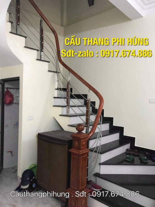 Cầu thang inox đẹp tay vịn gỗ, Báo giá cầu thang inox tay vịn gỗ
