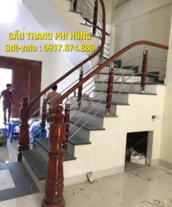 666 mẫu cầu thang inox tay vịn gỗ tại Hà Nội