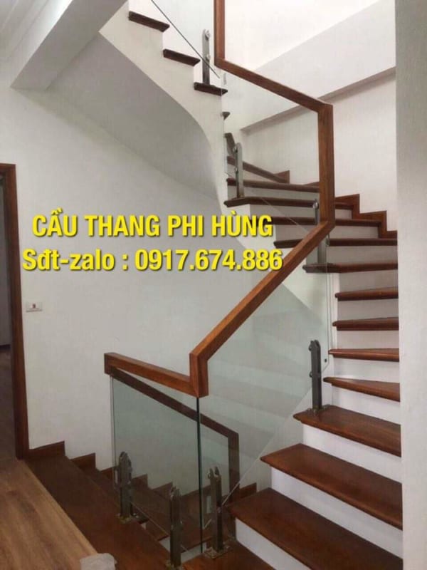 Cầu thang kính đẹp nhất, Cầu thang kính cường lực tại Hà Nội