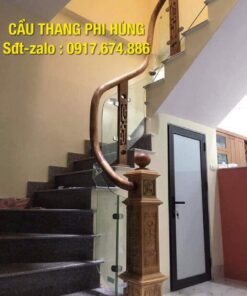 Cầu thang kính tay vịn gỗ, Mẫu cầu thang kính cường lực đẹp nhất