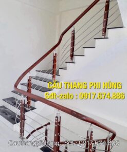 50 mẫu cầu thang inox tay vịn gỗ tại Hà Nội, Cầu thang inox tay vịn gỗ đẹp