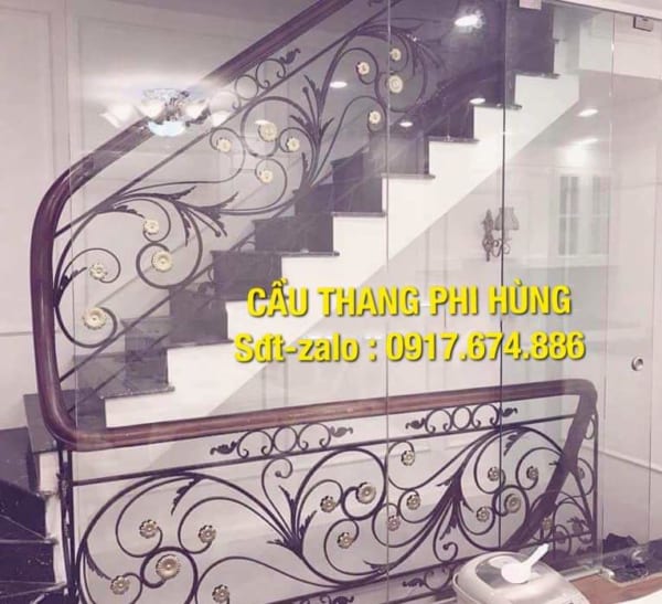 Báo giá cầu thang lan can sắt nghệ thuật, Mẫu cầu thang sắt nghệ thuật đẹp nhất