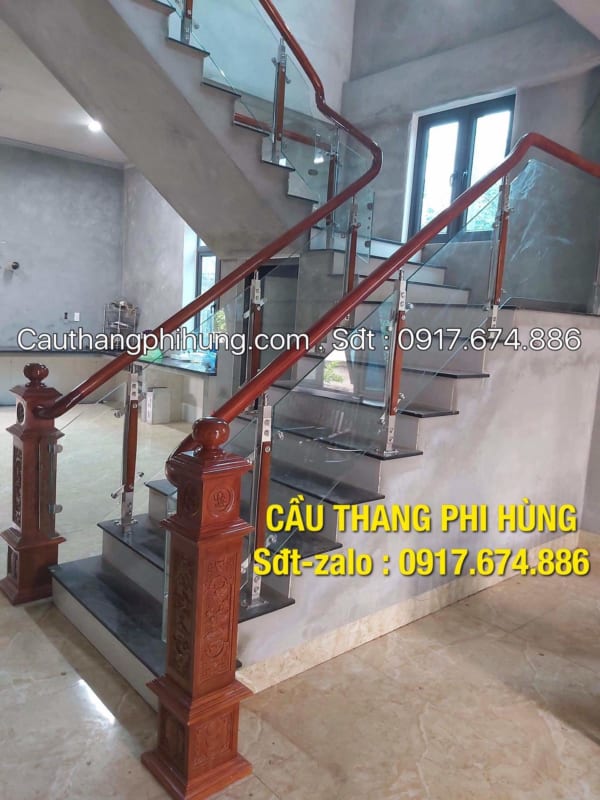 Báo giá cầu thang kính, Cầu thang lan can kính đẹp