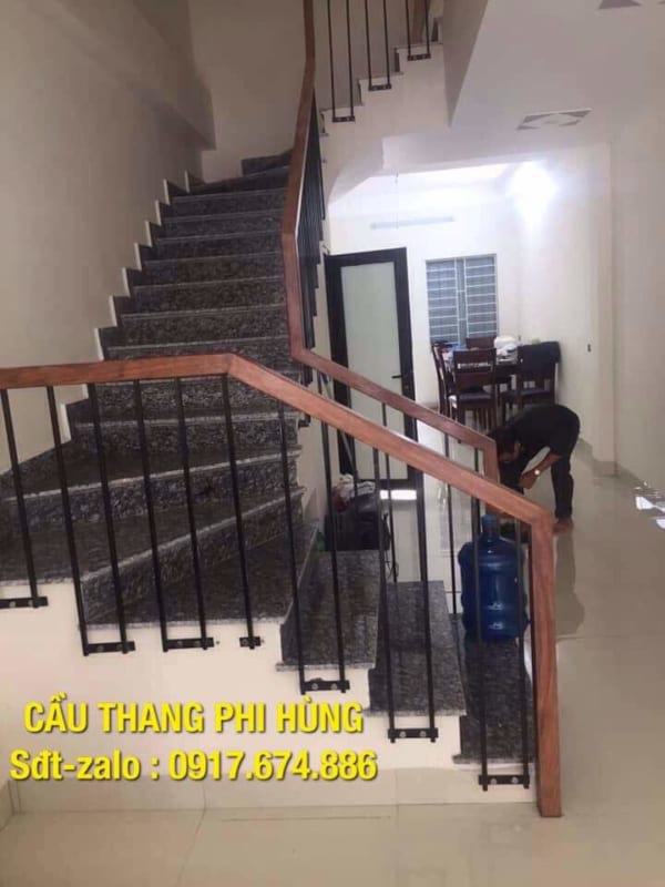 Báo giá lan can cầu thang sắt, Mẫu cầu thang sắt gỗ đẹp