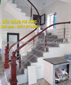 Báo giá lan can cầu thang inox, Lan can cầu thang inox đẹp tay vịn gỗ tại Hà Nội