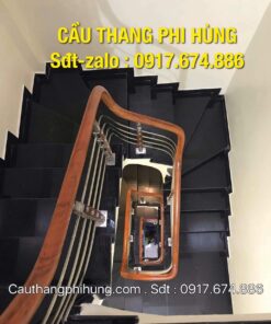 Các mẫu cầu thang inox tay vịn gỗ, Cầu thang inox tay vịn gỗ đẹp nhất năm 2020 tại Hà Nội