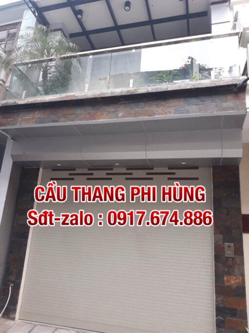 Báo giá ban công kính đẹp, Lan can kính cường lực đẹp