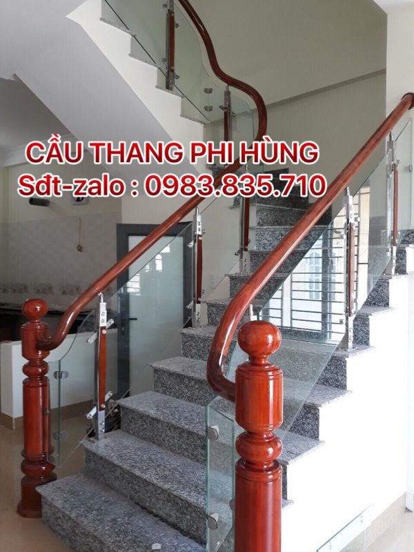 Báo giá cầu thang kính tại Hưng Yên, Tổng hợp các mẫu lan can cầu thang kính tay vịn gỗ, tay vịn inox đẹp nhất tại Hưng Yên
