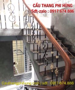 Báo giá cầu thang sắt tay vịn gỗ, Cầu thang sắt nghệ thuật đẹp