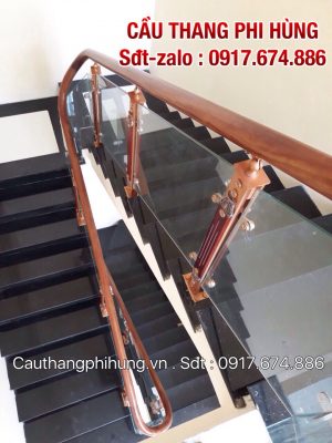 Top 100+ mẫu cầu thang kính cường lực đẹp nhất, Báo giá cầu thang lan can kính đẹp tay tay vịn gỗ ở Hà Nội.Thi công cầu thang kính tại Vĩnh Phúc, Phú Thọ, Hải Dương, Hưng Yên, Hải Phòng, Bắc Ninh, Bắc Giang, Nam Định, Ninh Bình, Quảng Ninh, Thái Bình