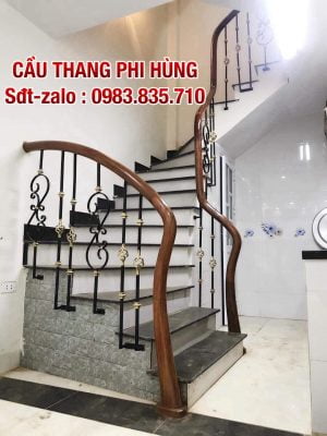 Báo giá cầu thang lan can sắt nghệ thuật, Cầu thang lan can sắt mỹ thuật, Cầu thang lan can sắt tay vịn gỗ đẹp nhất tại Hà Nội