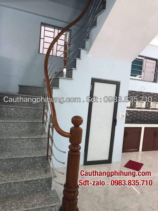 Lan can cầu thang inox hiện đại , giá cạnh tranh