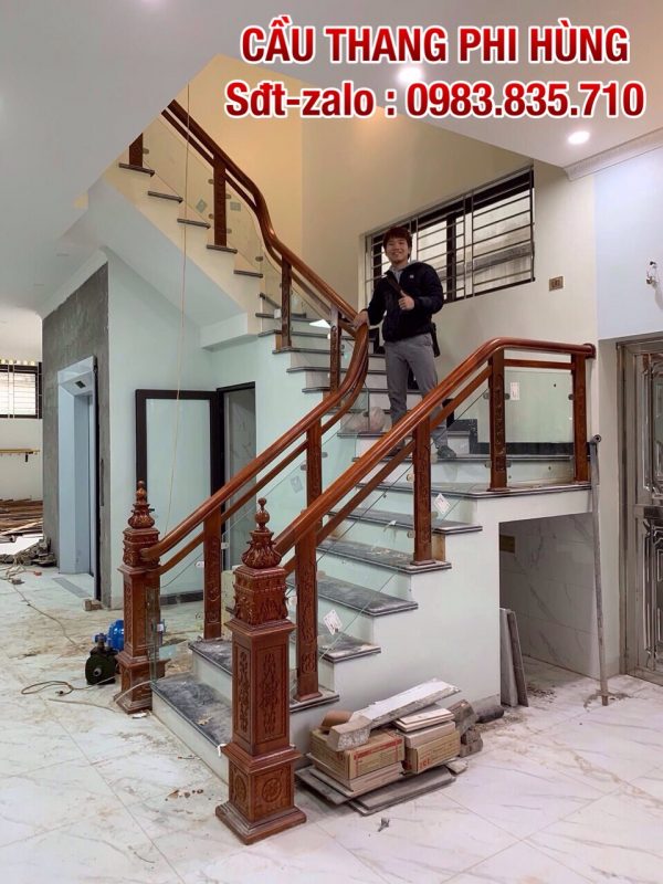 LAN CAN CẦU THANG KÍNH ĐẸP TẠI HÀ NỘI