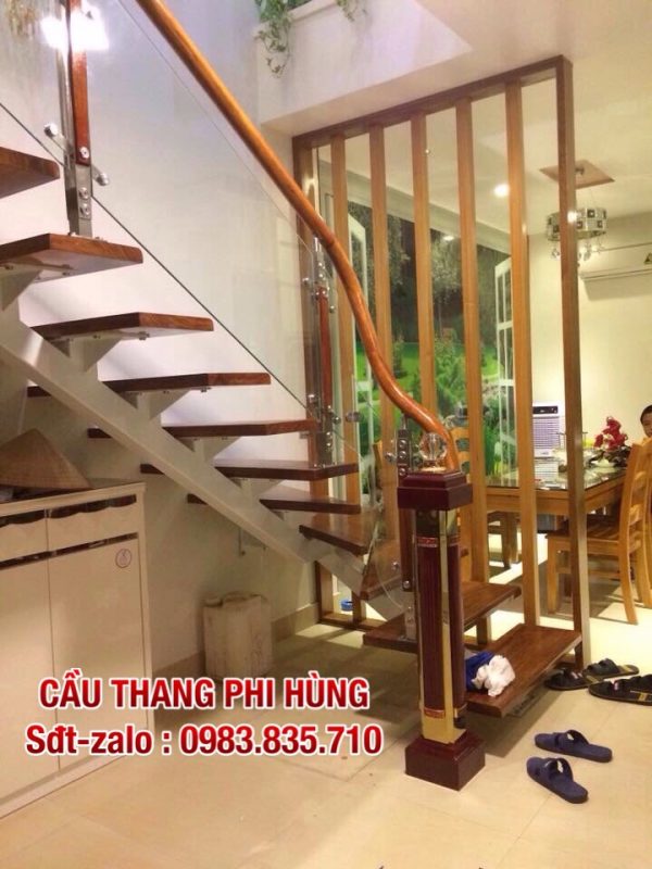 THI CÔNG CẦU THANG LAN CAN HIỆN ĐẠI