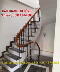 Cầu Thang Lan Can Sắt Tay Vịn Gỗ . Cầu Thang Sắt Mỹ Thuật Tại Hà Nội