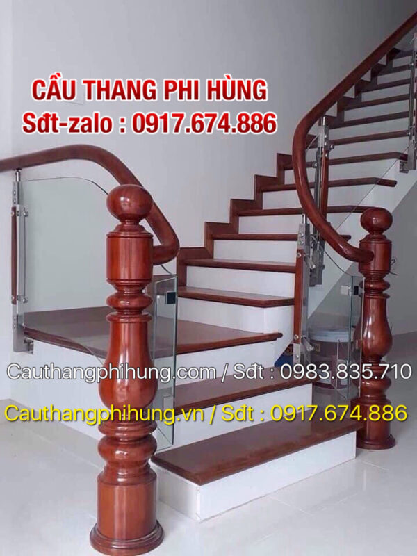 Cầu Thang Kính Cường Lực Đẹp . Mẫu Cầu Thang Kính Tay Vịn Gỗ