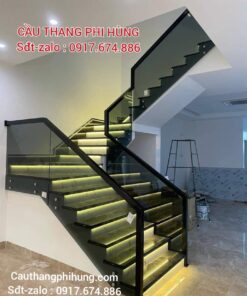 Cầu Thang Lan Can Kính Gỗ Đẹp. Tay Vịn Cầu Thang Kính Đẹp Tại Hà Nội