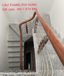 Cầu Thang Gỗ Inox Đẹp . Cầu Thang Lan Can Inox Tay Vịn Gỗ