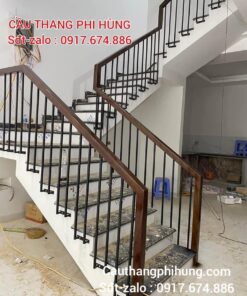 Cầu Thang Sắt Tay Vịn Gỗ Tại Hà Nội. Mẫu Cầu Thang Sắt Hộp Đẹp